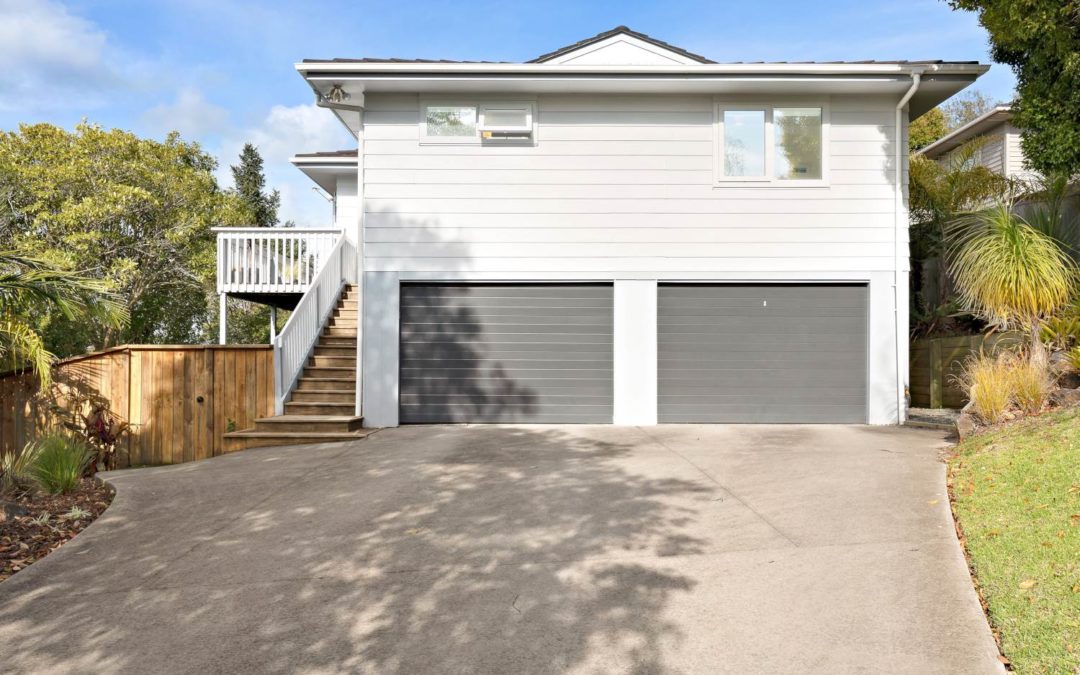 14 Theban Place, Totara Vale
