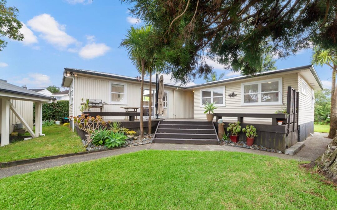 15 Winifred Avenue, Bayview