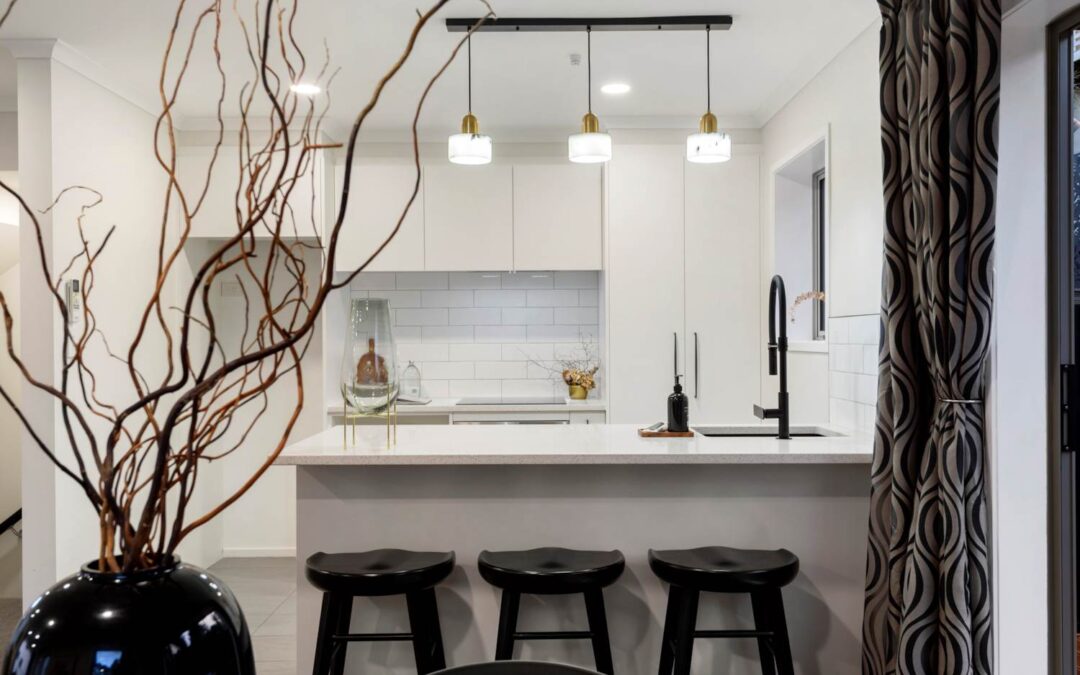6/13 Kaihu Street, Northcote